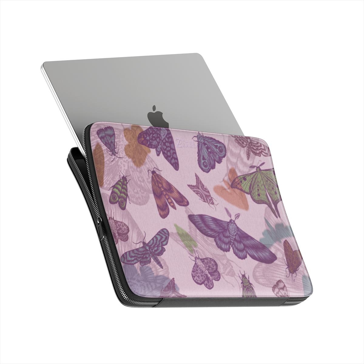 Laptop Sleeve: Captured Wings